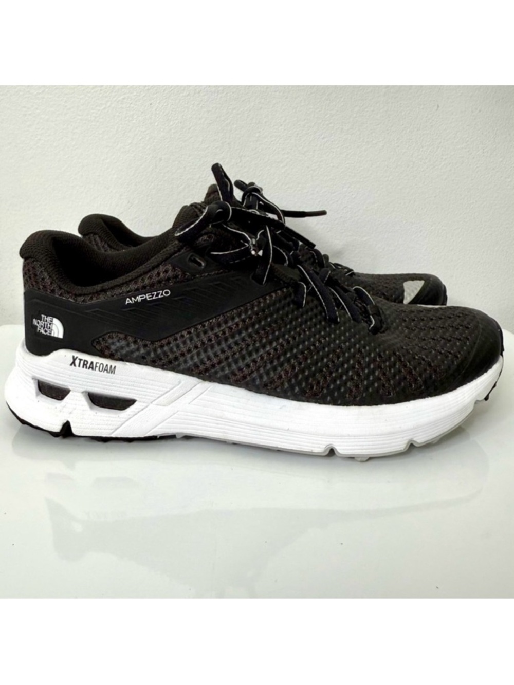The North Face Black White Ampezzo Running Shoe Women’s Size 6